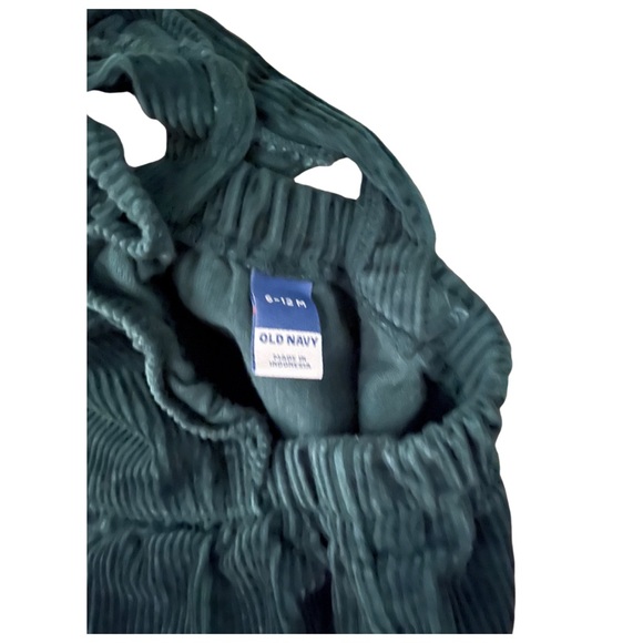 Baby Girl Fall/Winter Corduroy Romper Outfit - Picture 8 of 8